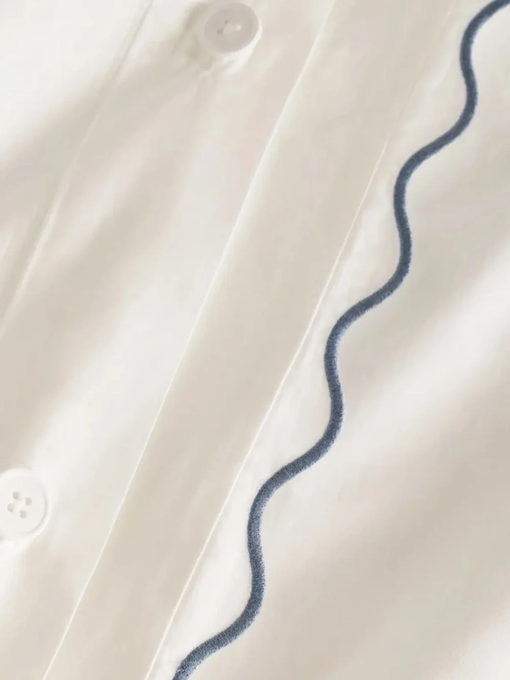 QUINCE Organic Crisp Percale Scallop Duvet Cover Set King Cal King White/Mineral